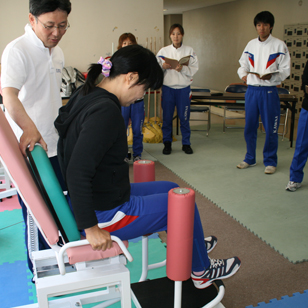 介護予防運動指導員養成セミナーとは