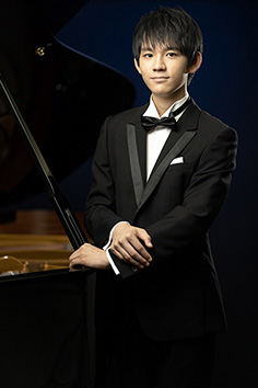 第回 日本音楽コンクール ピアノ部門 亀井 聖矢さんが第1位 岩谷賞 聴衆賞 受賞 ニュース一覧 河合楽器製作所 製品サービスサイト